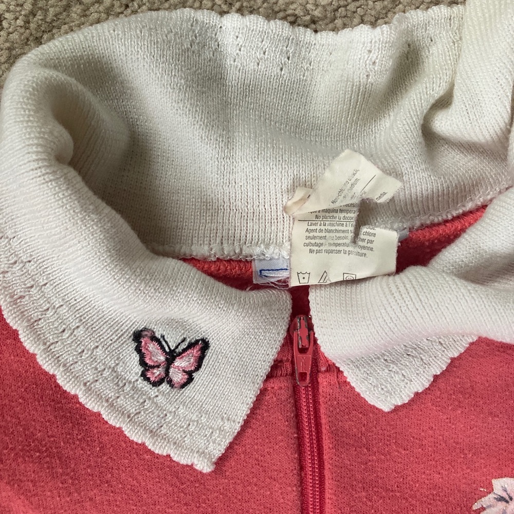 VINTAGE 90s pink butterfly worn in sweatshirt - Picture 3 of 3